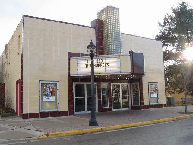 Elk Rapids Cinema - Summer 2012 (newer photo)
